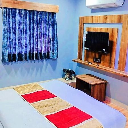Hotel Mahi Batwa Екстер'єр фото