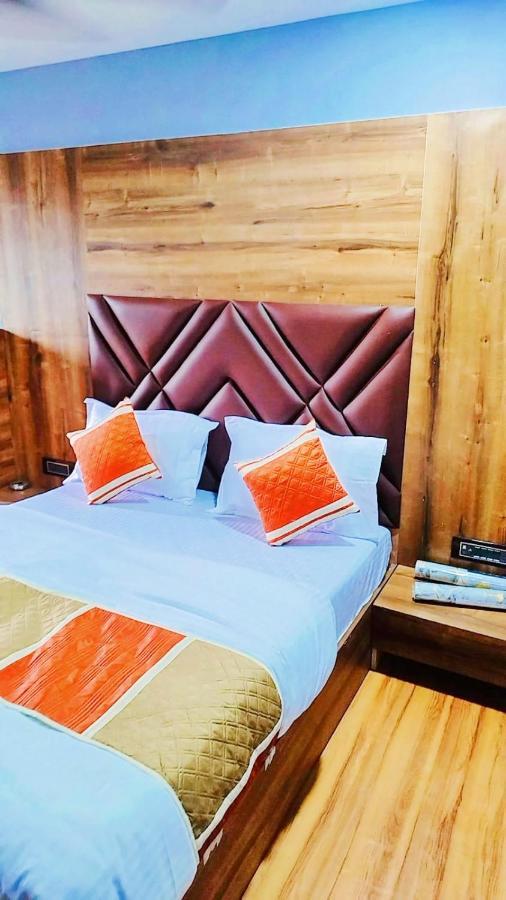 Hotel Mahi Batwa Екстер'єр фото
