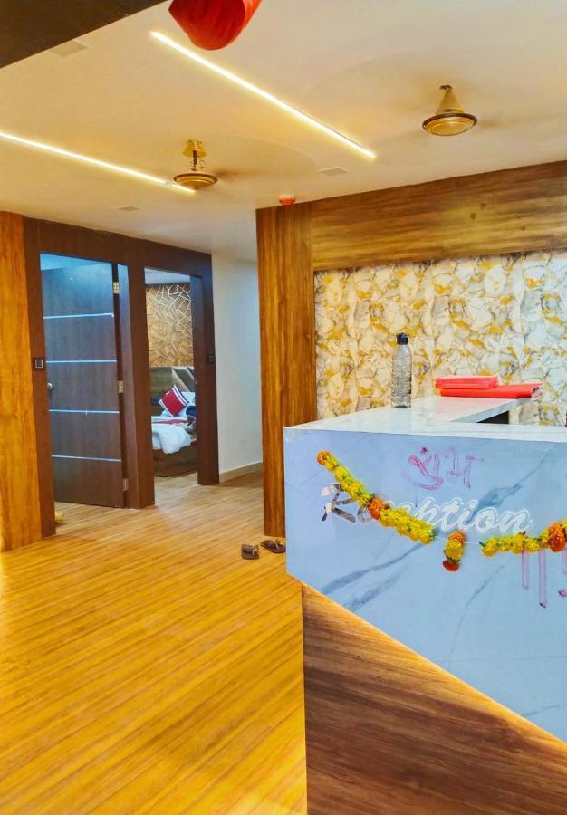Hotel Mahi Batwa Екстер'єр фото
